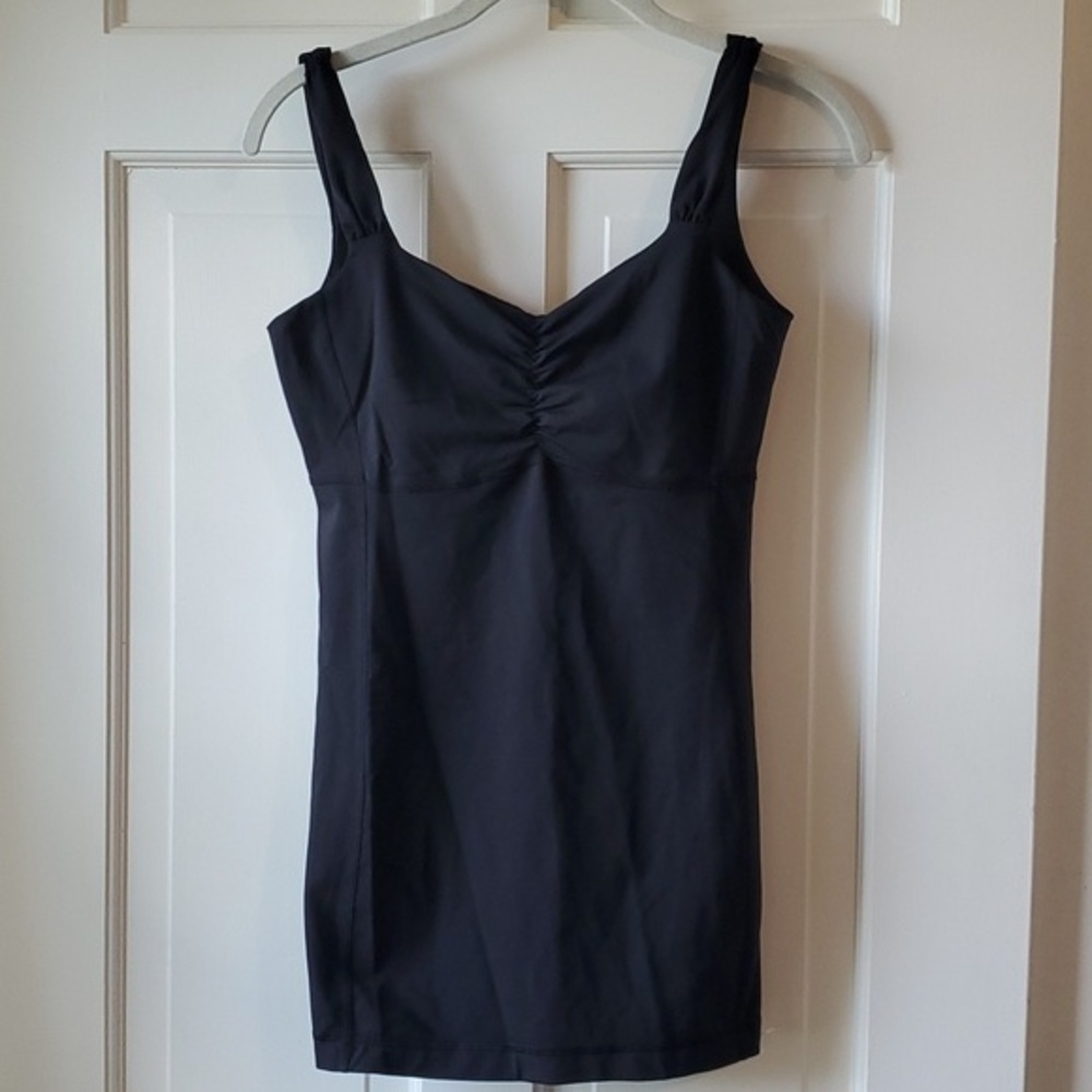 LULULEMON ARIA TANK II black size 6 ATHLETIC ATHLEISURE WORKOUT